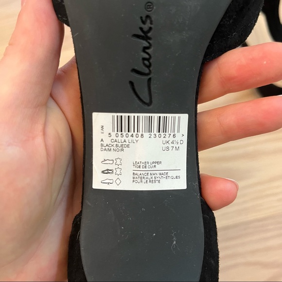 Clarks Black Suede Pumps - Size 7 - Picture 5 of 5